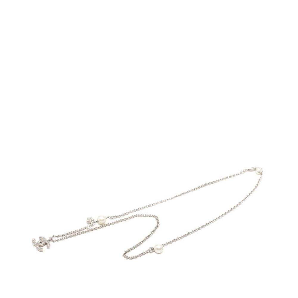 CHANEL Pearl Logo Necklace - Picture 4 of 7